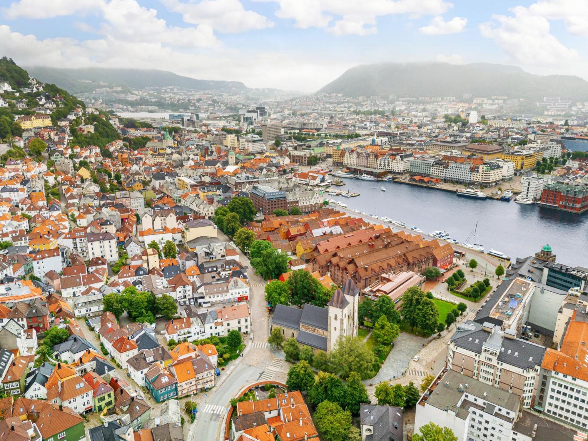 Homerentals Apartments - Behind Bryggen & Historic Cobblestone Streets - 2 Floor Renovated From February 2025 卑爾根 外观 照片